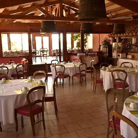 Hotel Des Vignes Rivesaltes Esterno foto