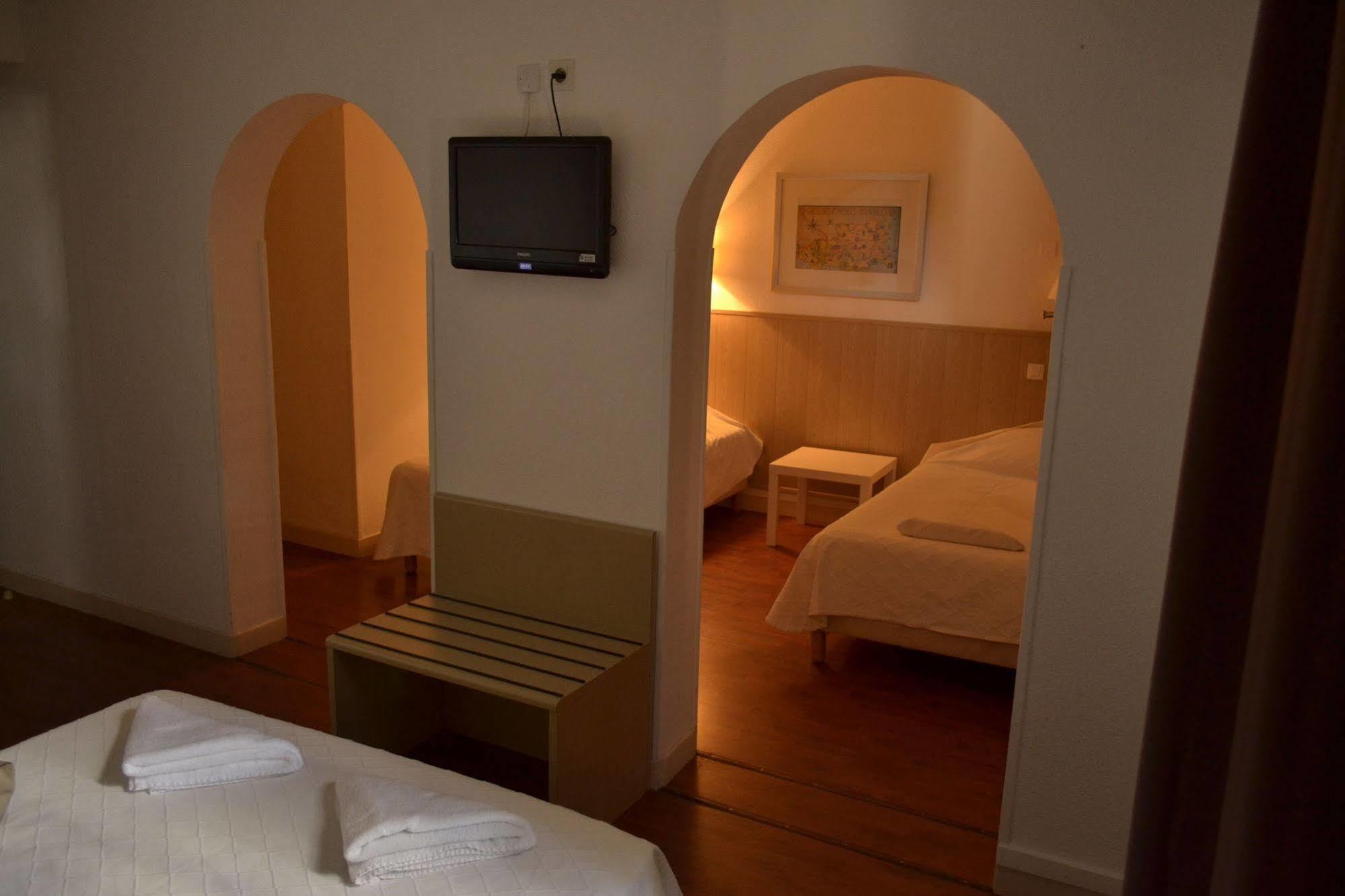 Hotel Des Vignes Rivesaltes Esterno foto