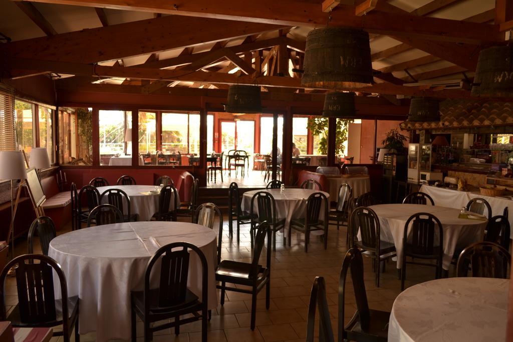 Hotel Des Vignes Rivesaltes Esterno foto